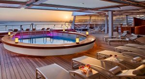 Seabourn Ovation jacuzzi